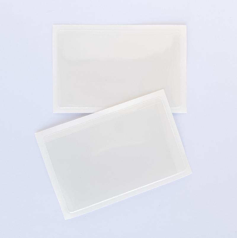 Pochettes porte-carte adhésives