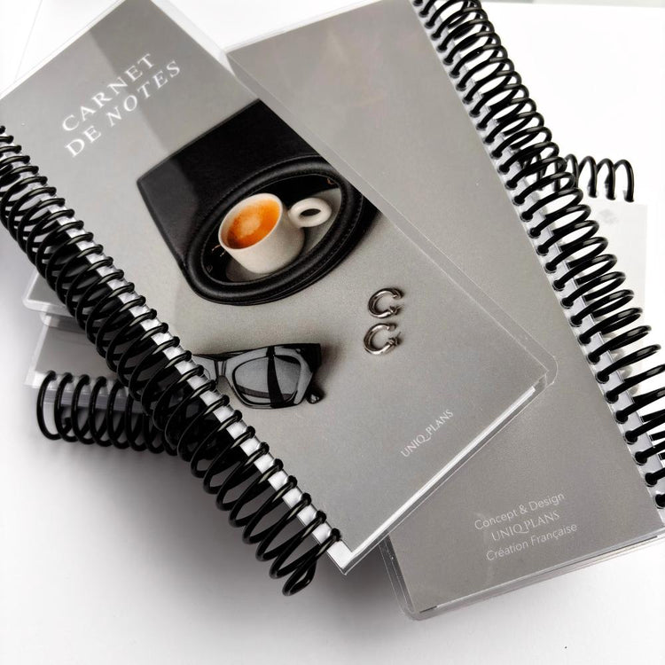 Carnet relié étroit